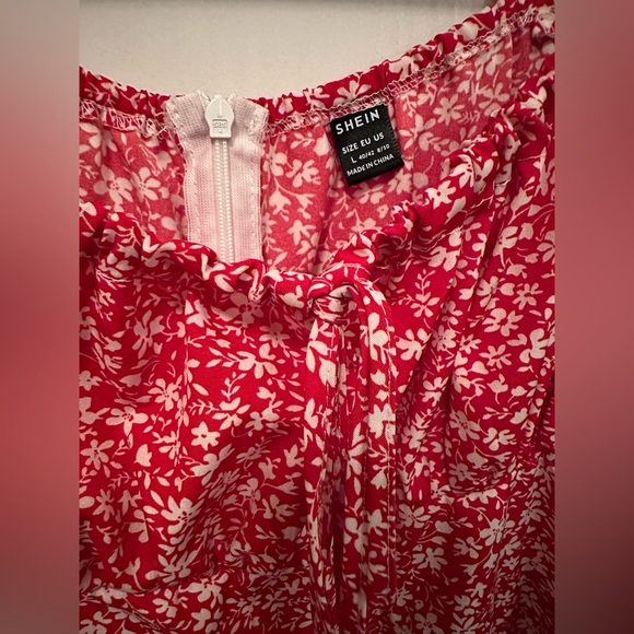 Ditsy Floral Midi Sundress with Slit and Puff Sleeves - Picture 4 of 5